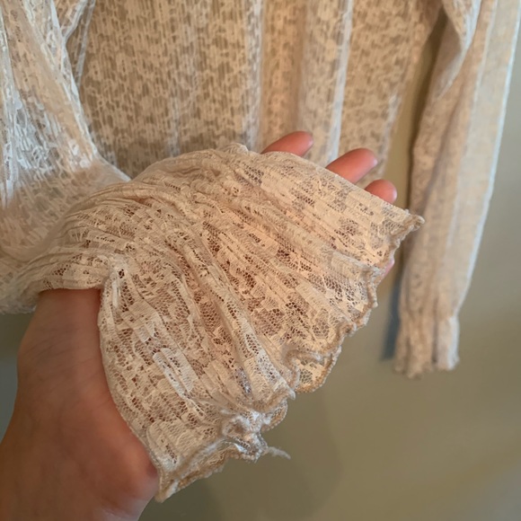 Lace blouse - Picture 3 of 4